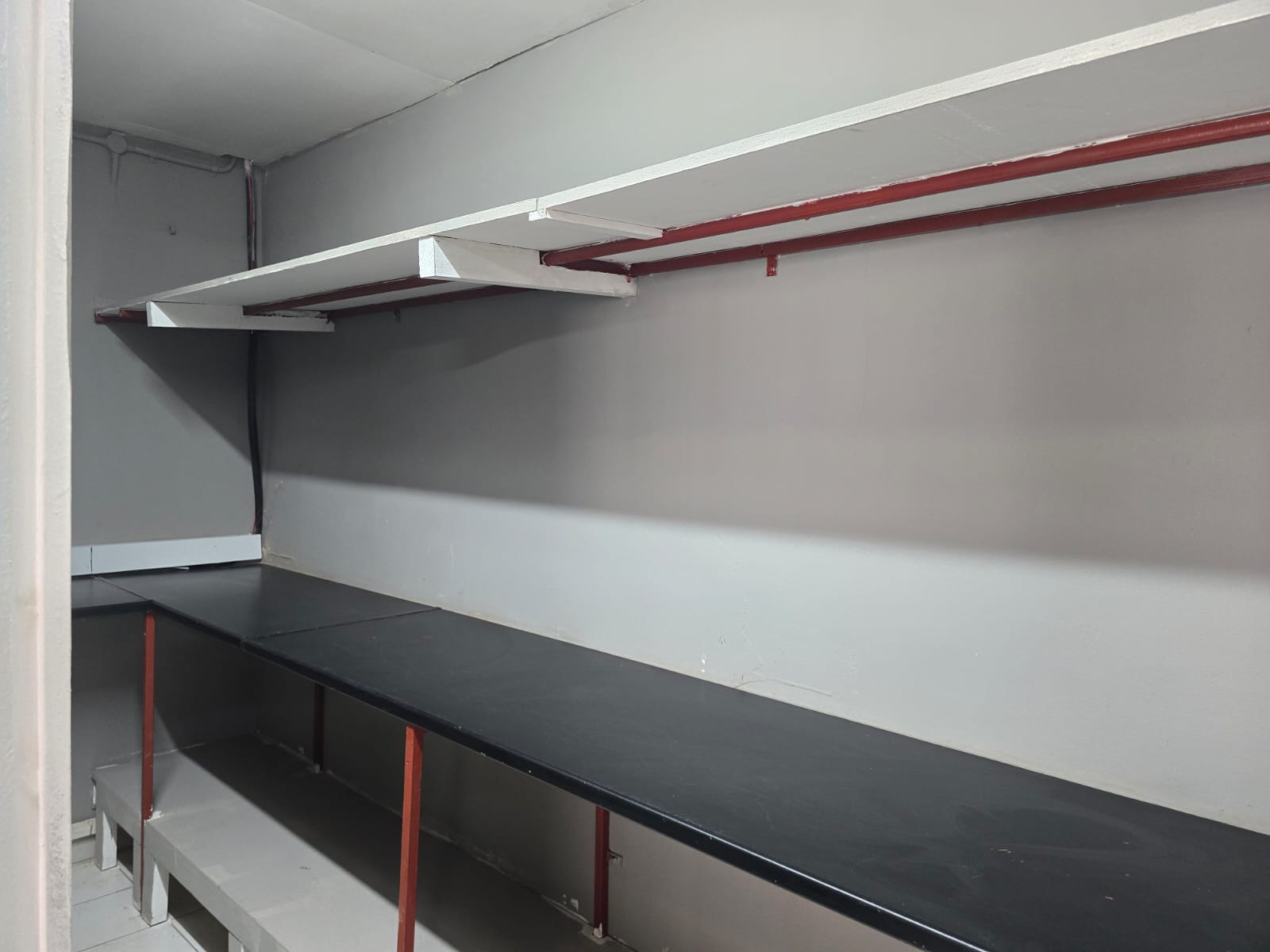 Organized drying and folding area